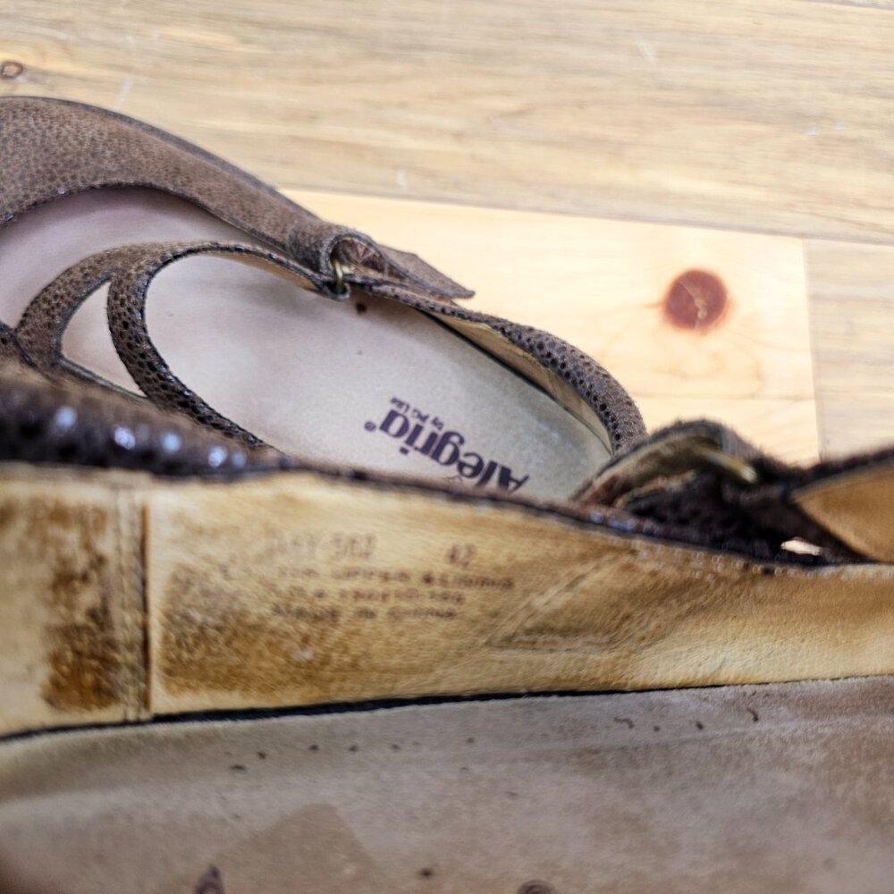 Alegria Mary Jane - Day 562 Sparkly Brown Snake Print Leather Size 42 / 11.5 - Picture 8 of 10